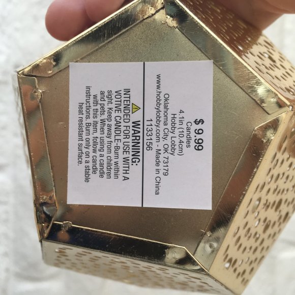 Gold Wedding Items - Picture 4 of 7